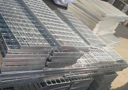 如何選擇玻璃鋼格柵板，這些技巧要掌握！